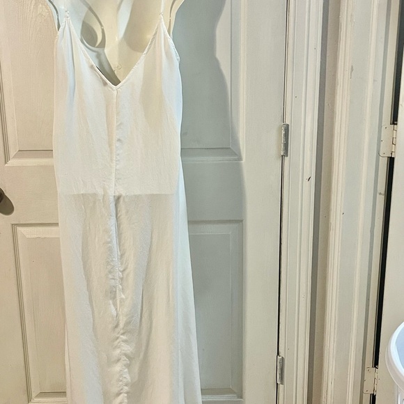 Zanzea Flowing White A-Line Skirt - Picture 4 of 6